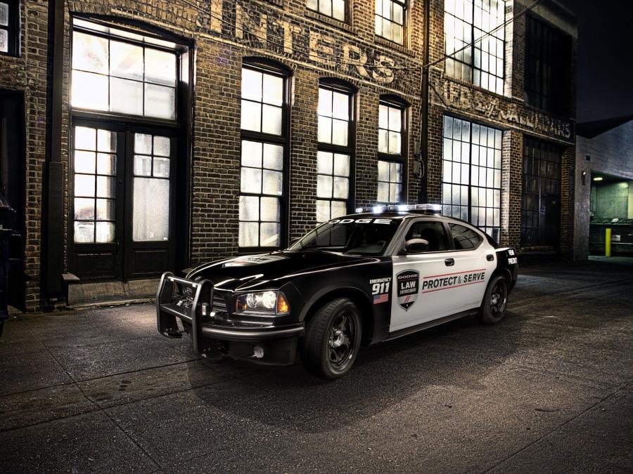  Dodge Charger Pursuit Police 2010 года  (фото 16 из 50)